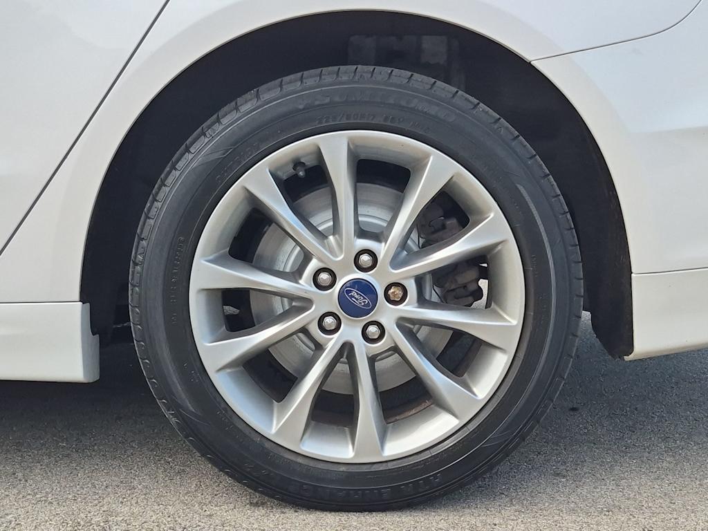 Thumbnail: 2018 Ford Fusion - 8