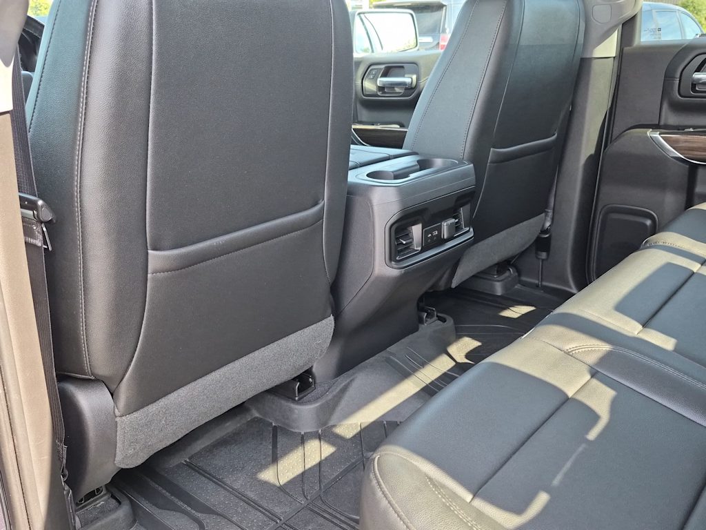 Thumbnail: 2019 Chevrolet Silverado 1500 - 12