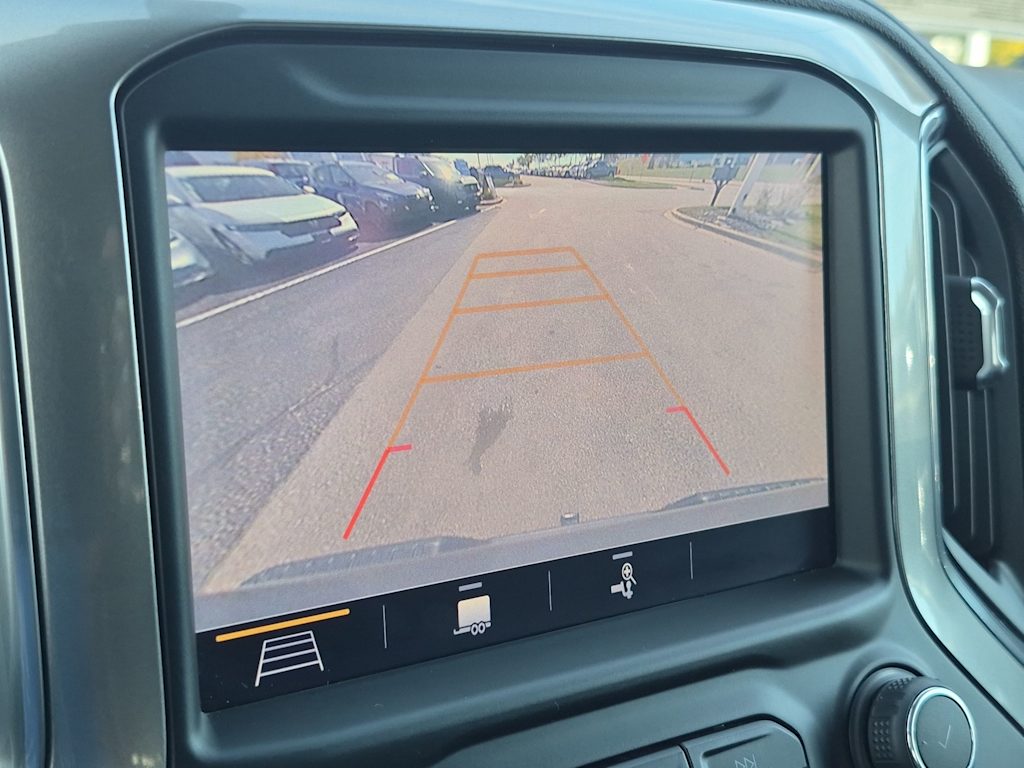 Thumbnail: 2019 Chevrolet Silverado 1500 - 30