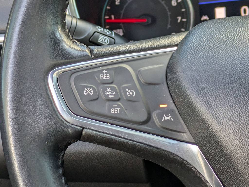 Thumbnail: 2020 Chevrolet Equinox - 30