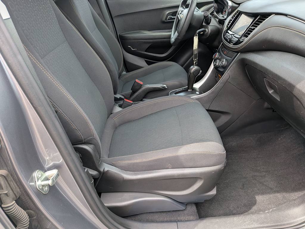 Thumbnail: 2020 Chevrolet Trax - 9