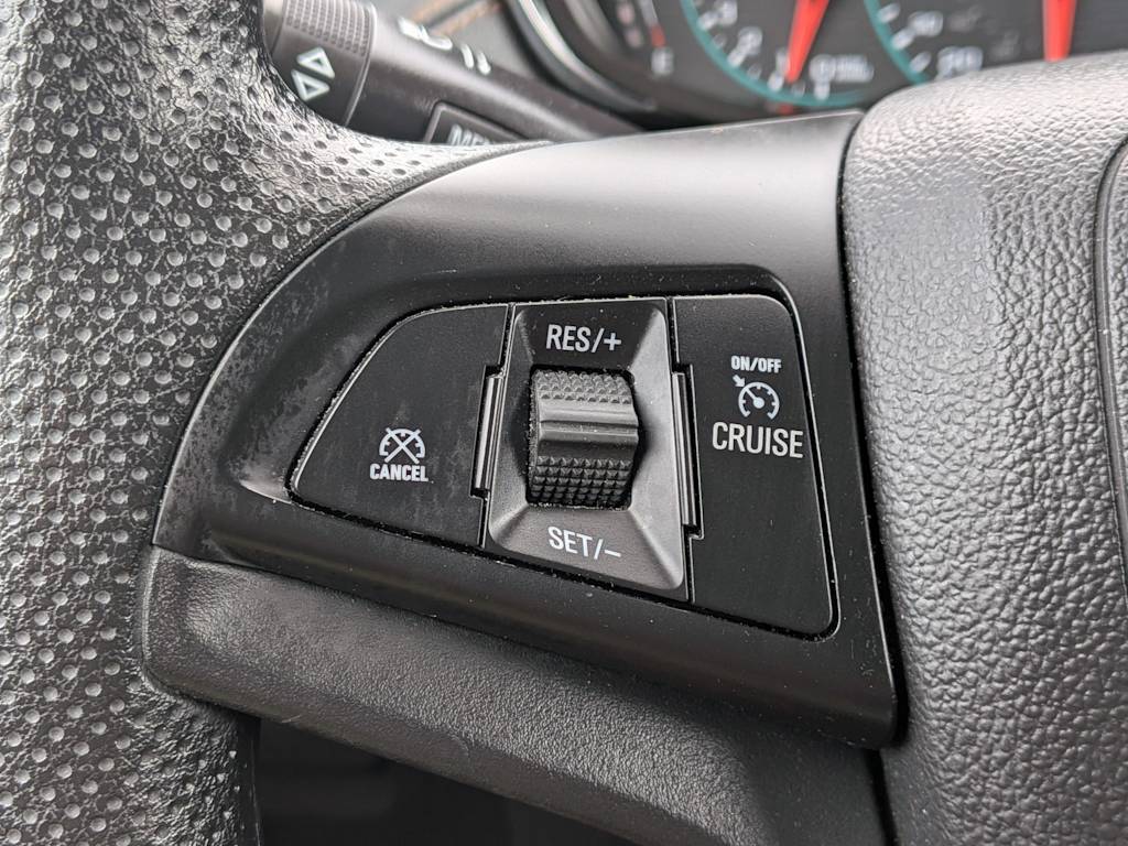 Thumbnail: 2020 Chevrolet Trax - 27