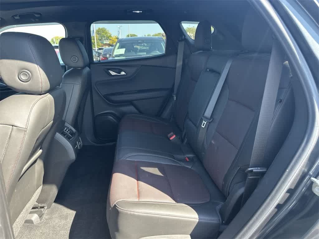 Thumbnail: 2020 Chevrolet Blazer - 21