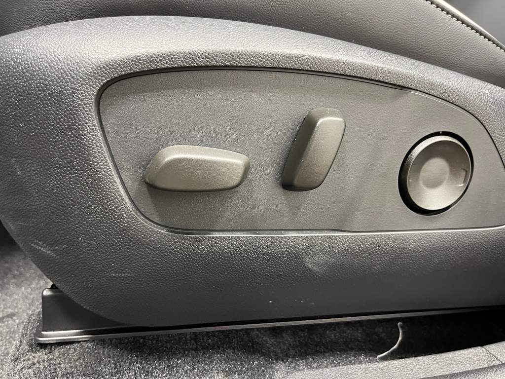 Thumbnail: 2025 Honda Prologue - 22