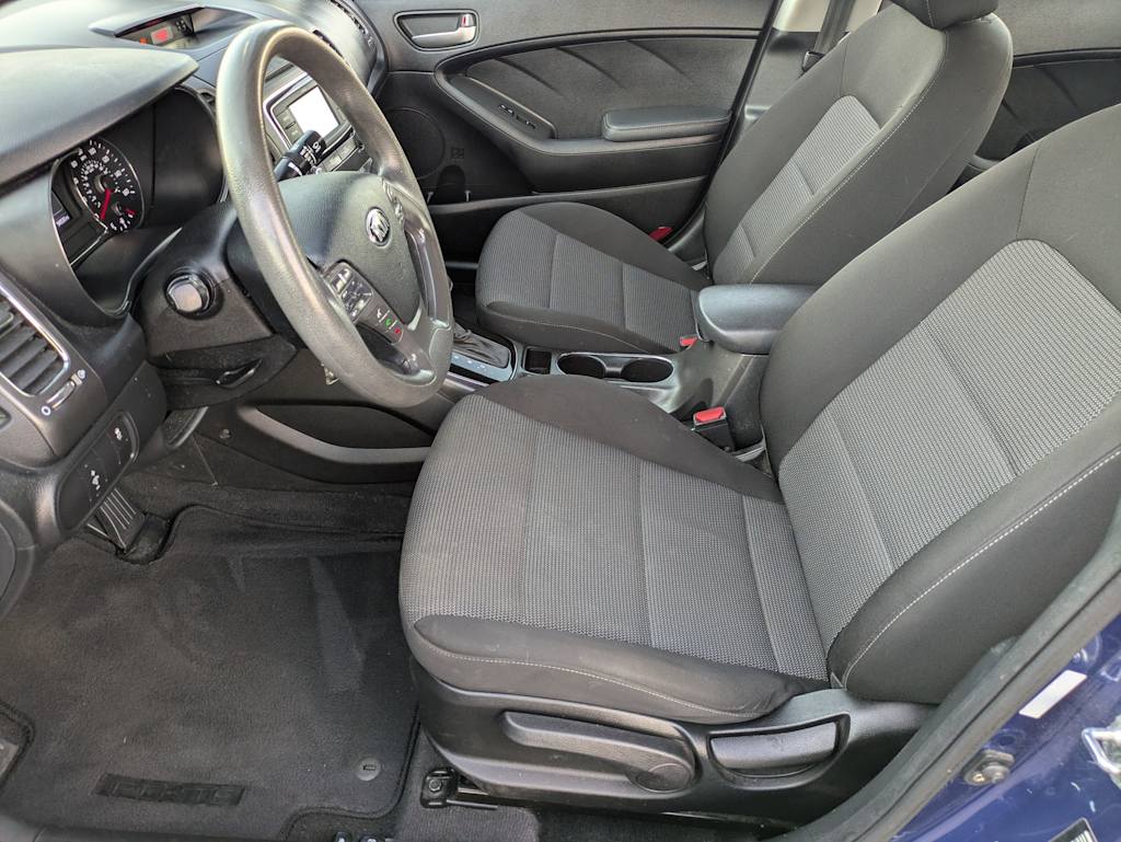 Thumbnail: 2018 Kia Forte - 10