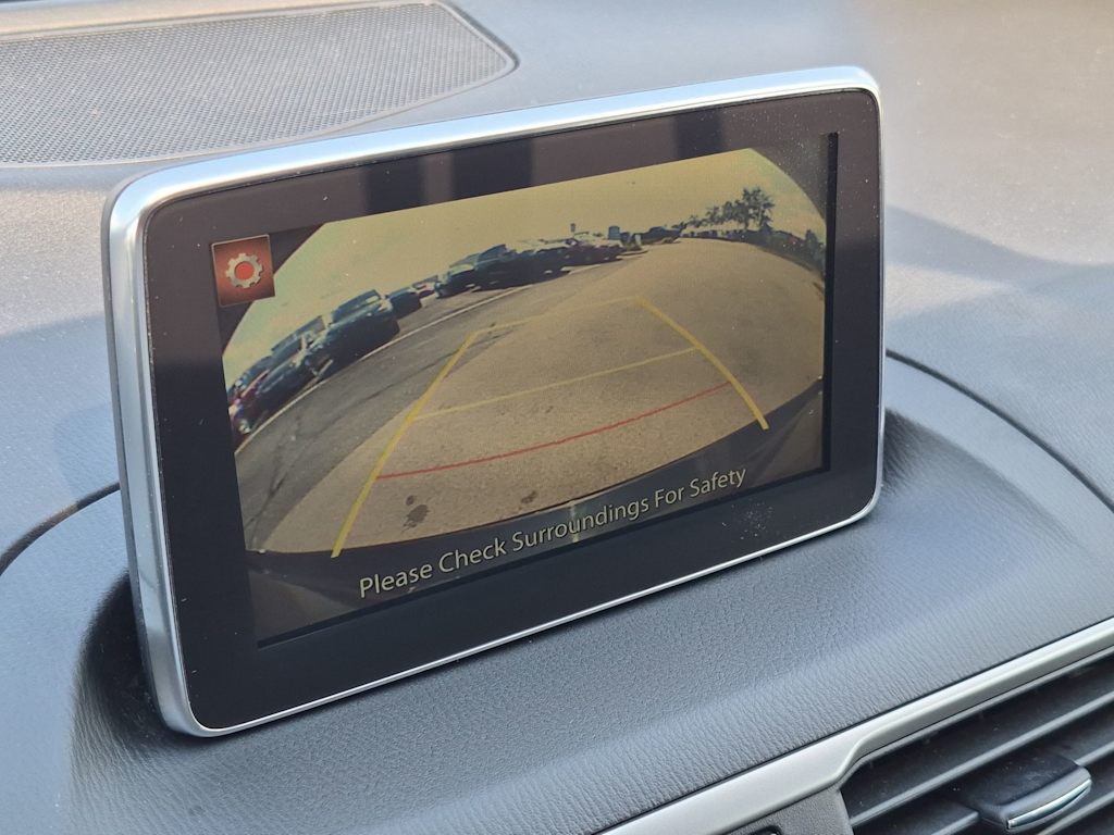 Thumbnail: 2015 Mazda Mazda3 - 31