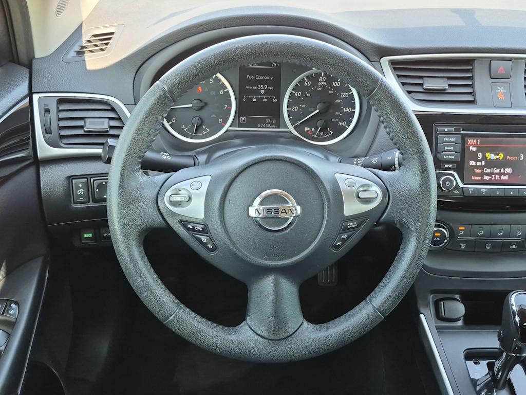 Thumbnail: 2017 Nissan Sentra - 13