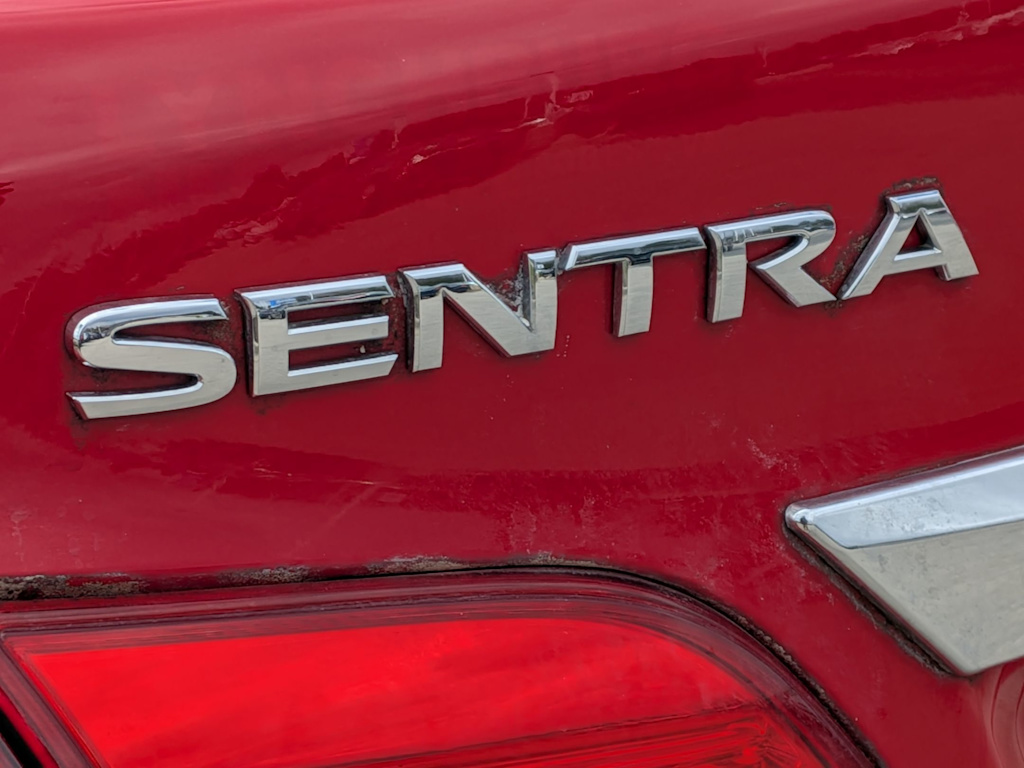 Thumbnail: 2017 Nissan Sentra - 6