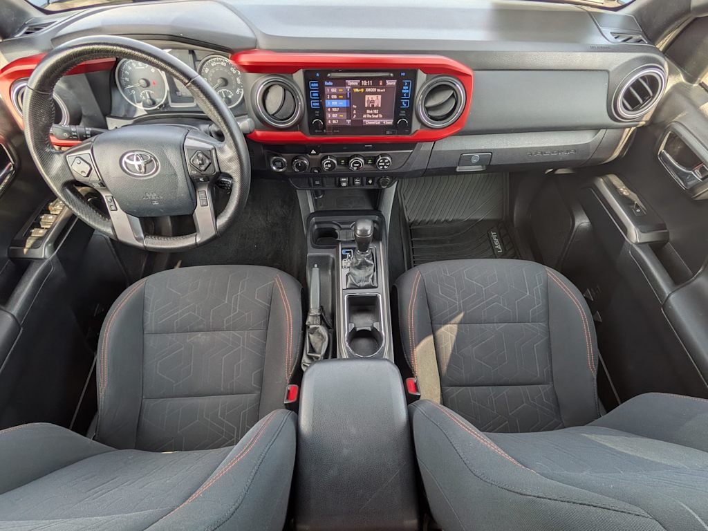 Thumbnail: 2019 Toyota Tacoma - 10