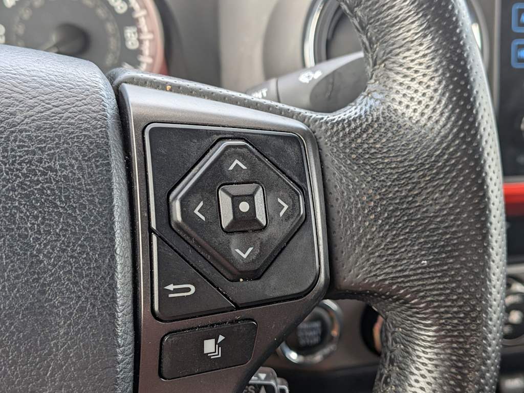 Thumbnail: 2019 Toyota Tacoma - 28