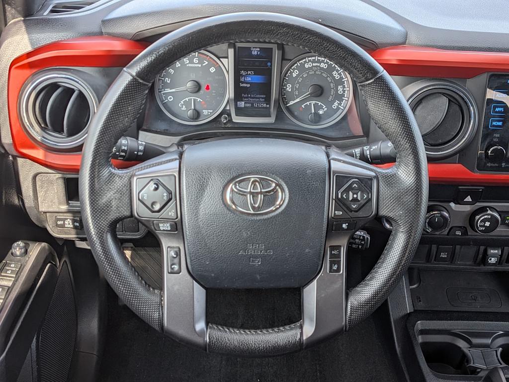 Thumbnail: 2019 Toyota Tacoma - 14