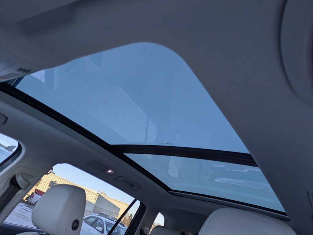 Thumbnail: 2019 Volkswagen Tiguan - 24