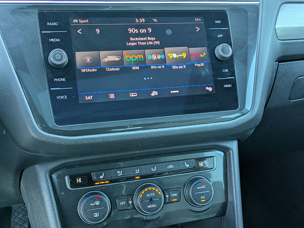 Thumbnail: 2019 Volkswagen Tiguan - 13