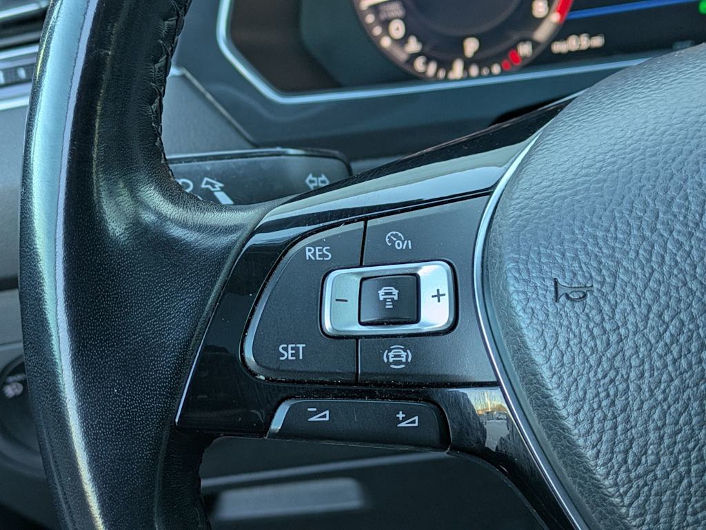 Thumbnail: 2019 Volkswagen Tiguan - 28