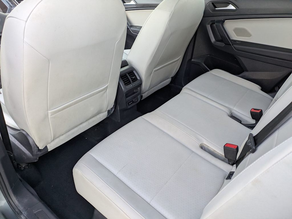 Thumbnail: 2019 Volkswagen Tiguan - 12