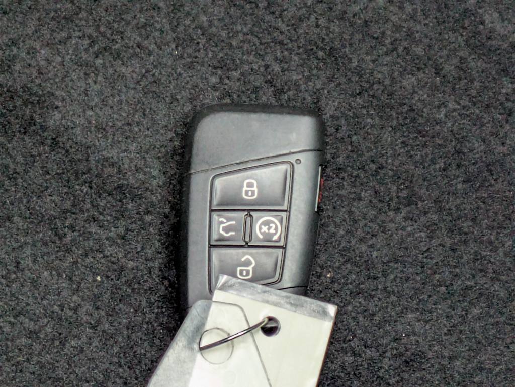 Thumbnail: 2019 Volkswagen Tiguan - 17