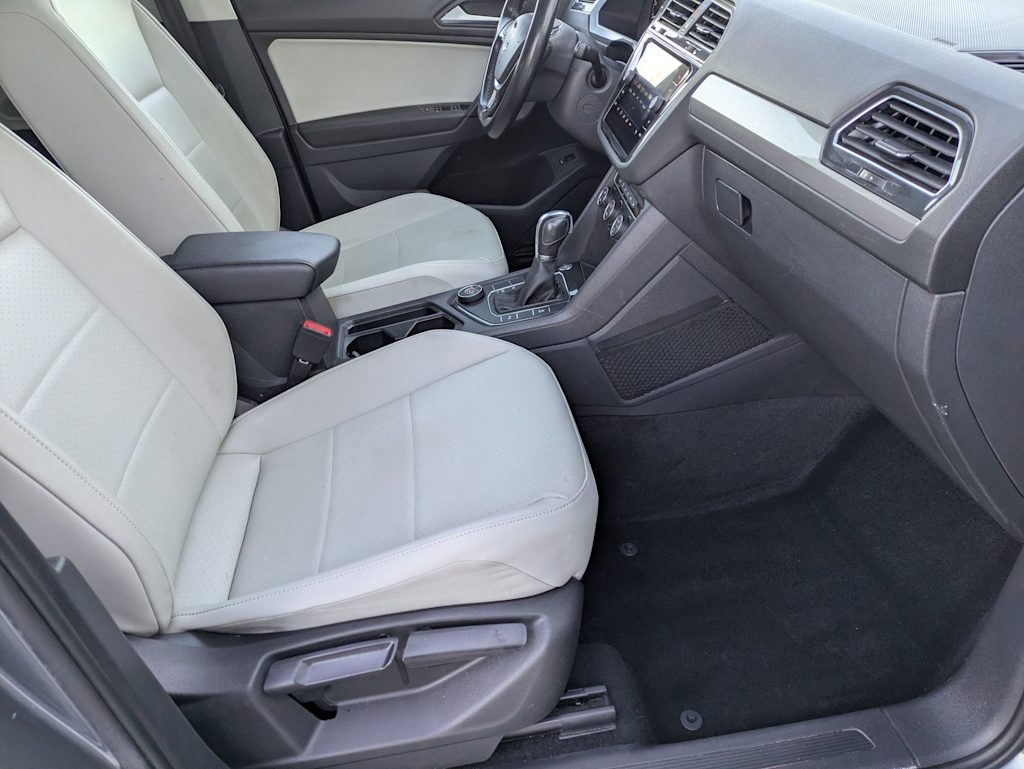 Thumbnail: 2019 Volkswagen Tiguan - 11