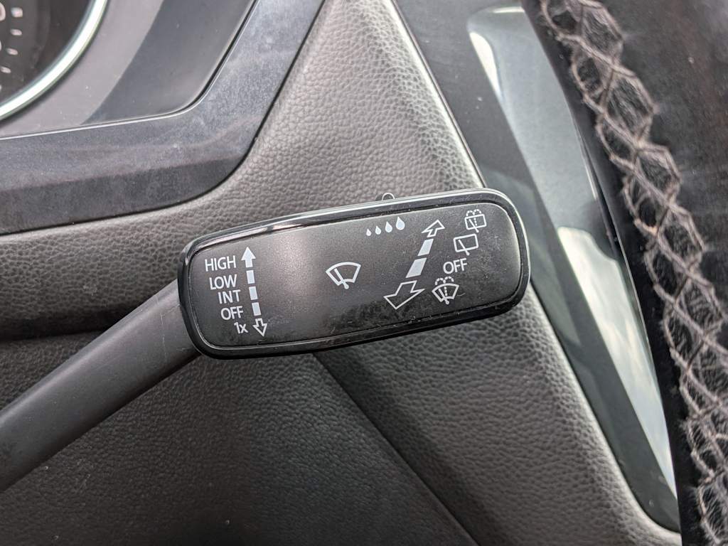 Thumbnail: 2019 Volkswagen Tiguan - 32