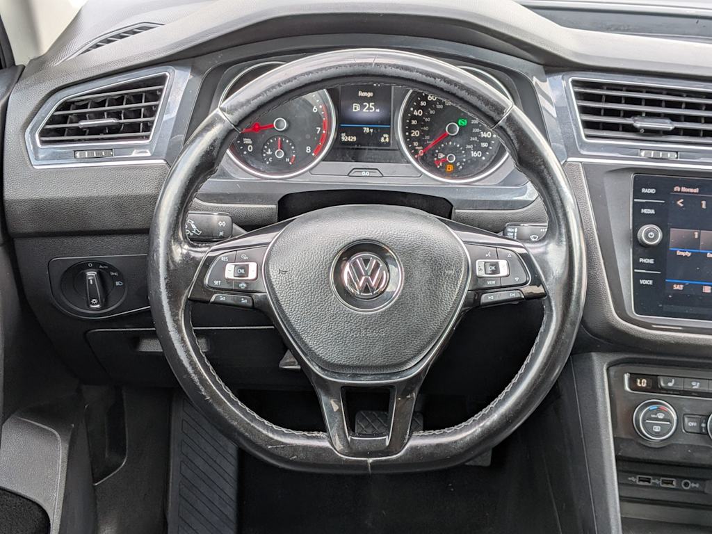 Thumbnail: 2019 Volkswagen Tiguan - 12