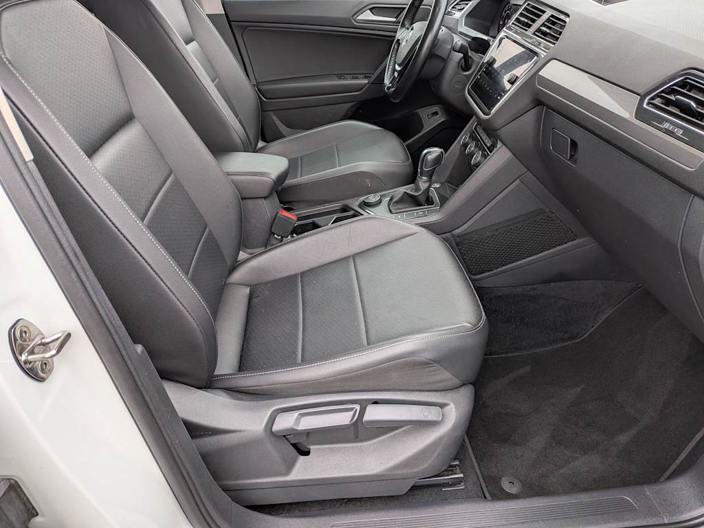 Thumbnail: 2019 Volkswagen Tiguan - 11
