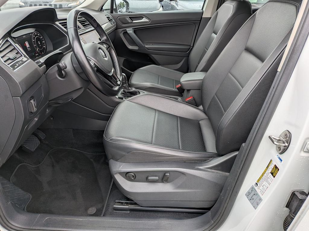 Thumbnail: 2019 Volkswagen Tiguan - 10