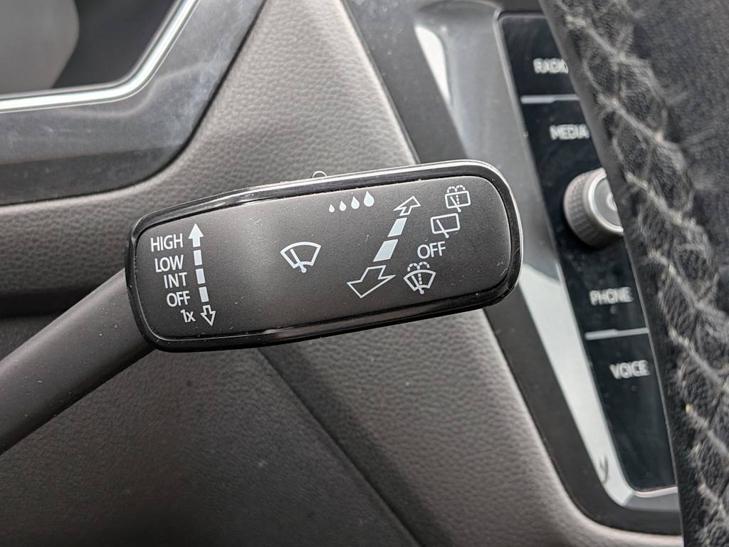 Thumbnail: 2019 Volkswagen Tiguan - 30
