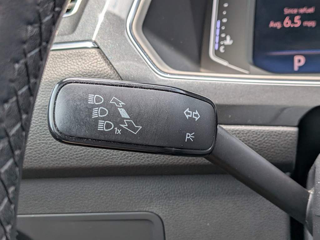 Thumbnail: 2019 Volkswagen Tiguan - 32