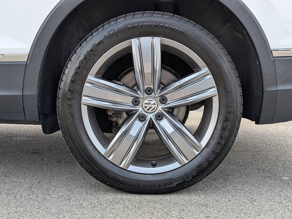 Thumbnail: 2019 Volkswagen Tiguan - 8