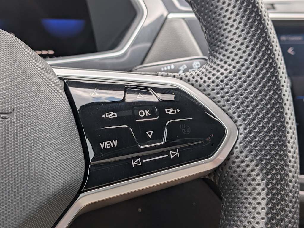 Thumbnail: 2024 Volkswagen Tiguan - 30