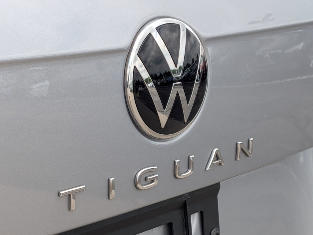 Thumbnail: 2024 Volkswagen Tiguan - 7