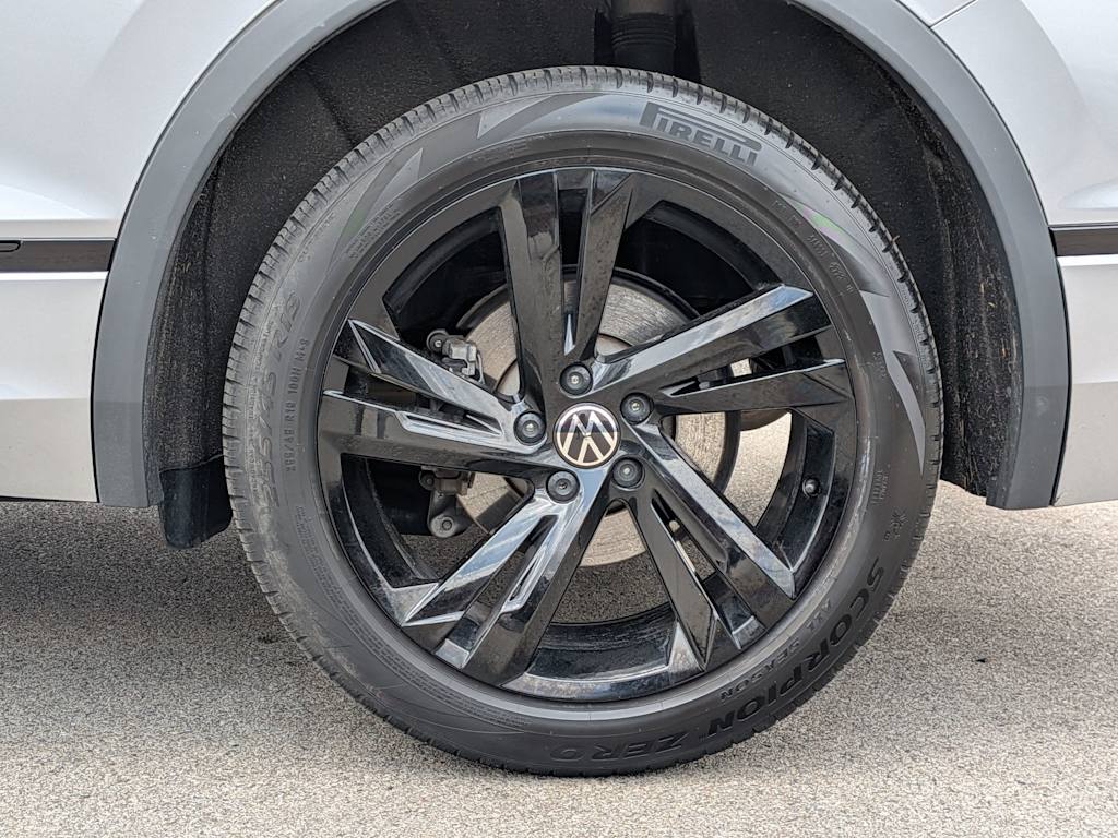 Thumbnail: 2024 Volkswagen Tiguan - 8
