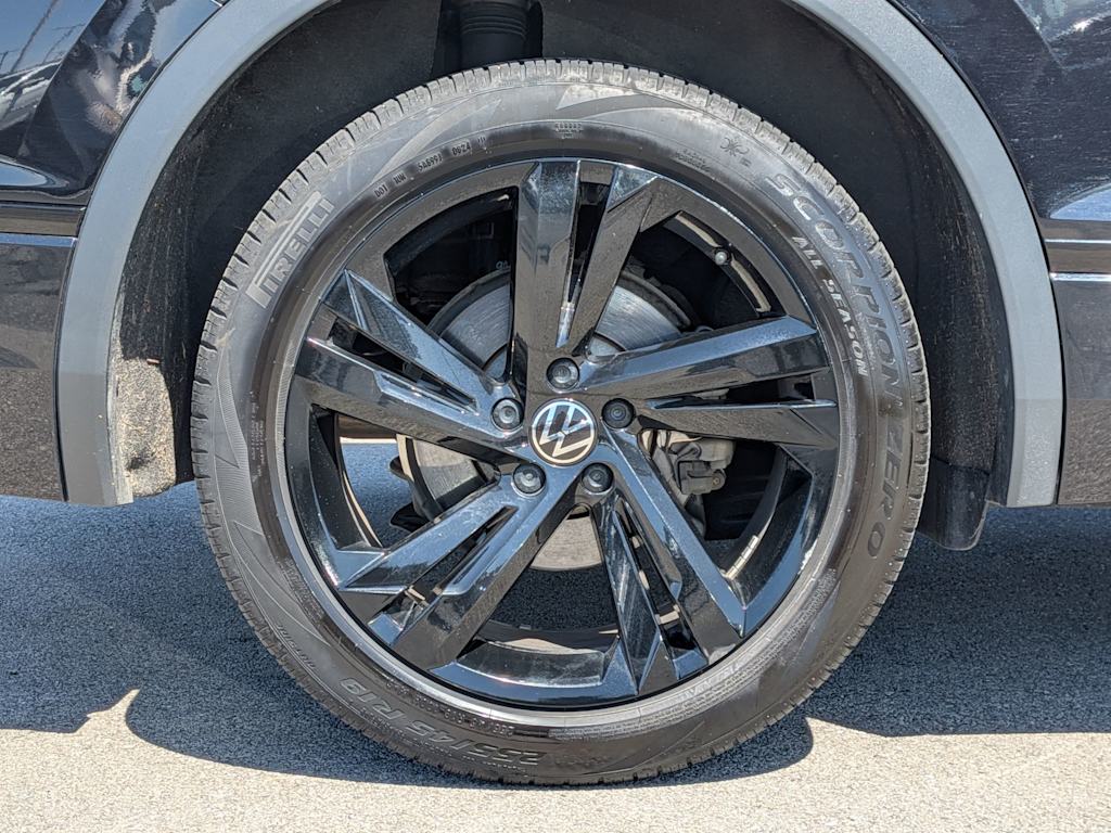 Thumbnail: 2024 Volkswagen Tiguan - 7