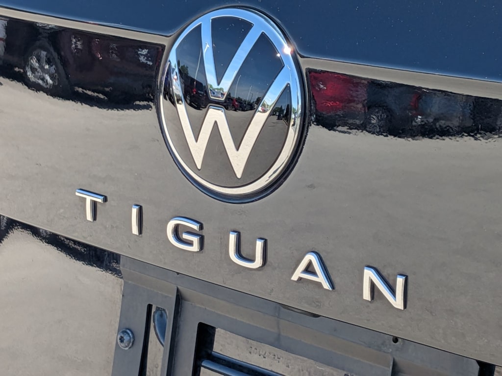 Thumbnail: 2024 Volkswagen Tiguan - 6