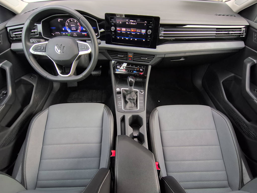 Thumbnail: 2025 Volkswagen Jetta - 9