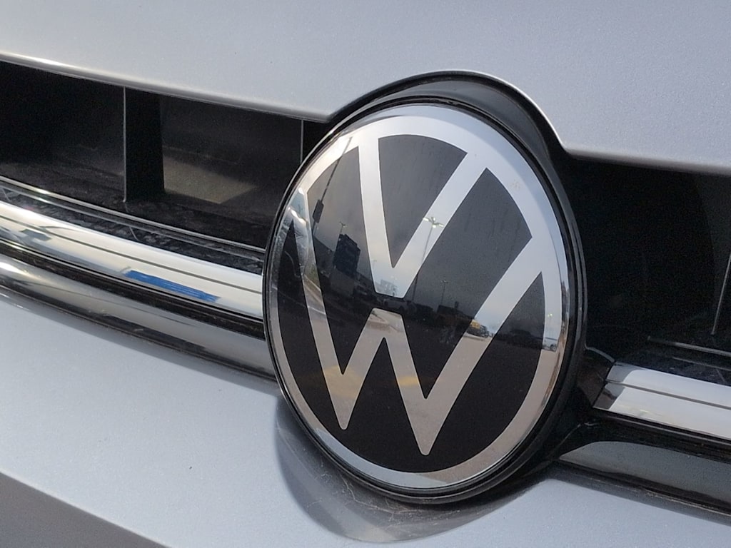 Thumbnail: 2025 Volkswagen Jetta - 24
