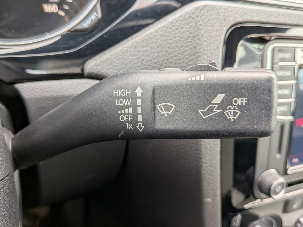 Thumbnail: 2016 Volkswagen Jetta - 30