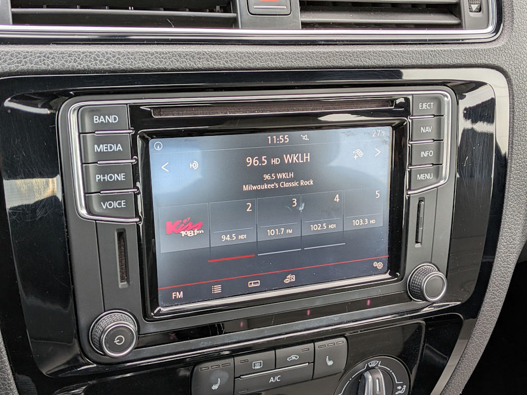 Thumbnail: 2016 Volkswagen Jetta - 14