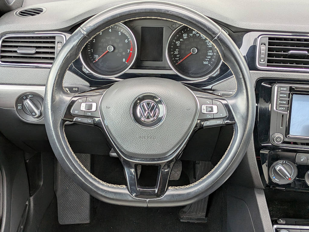 Thumbnail: 2016 Volkswagen Jetta - 13