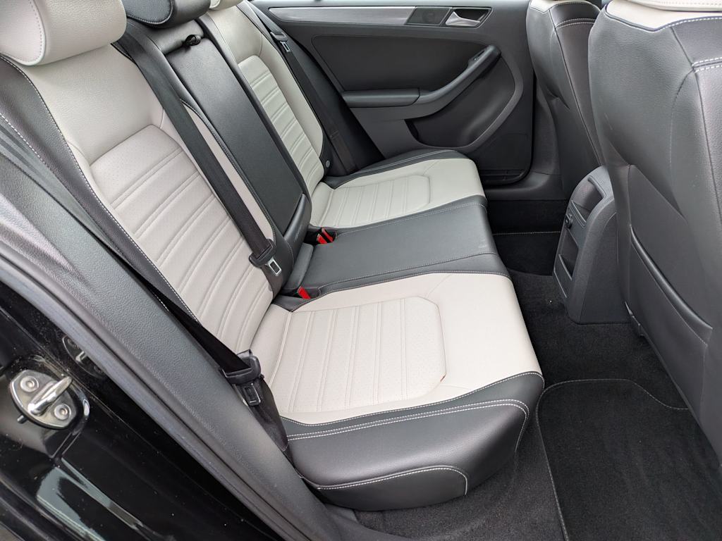 Thumbnail: 2016 Volkswagen Jetta - 27