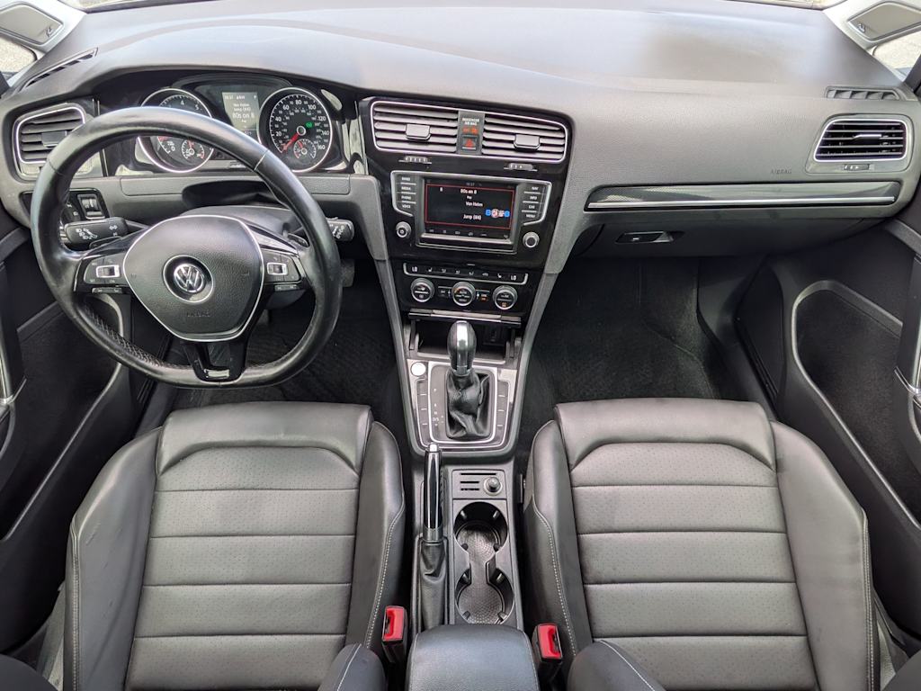 Thumbnail: 2016 Volkswagen Golf - 8