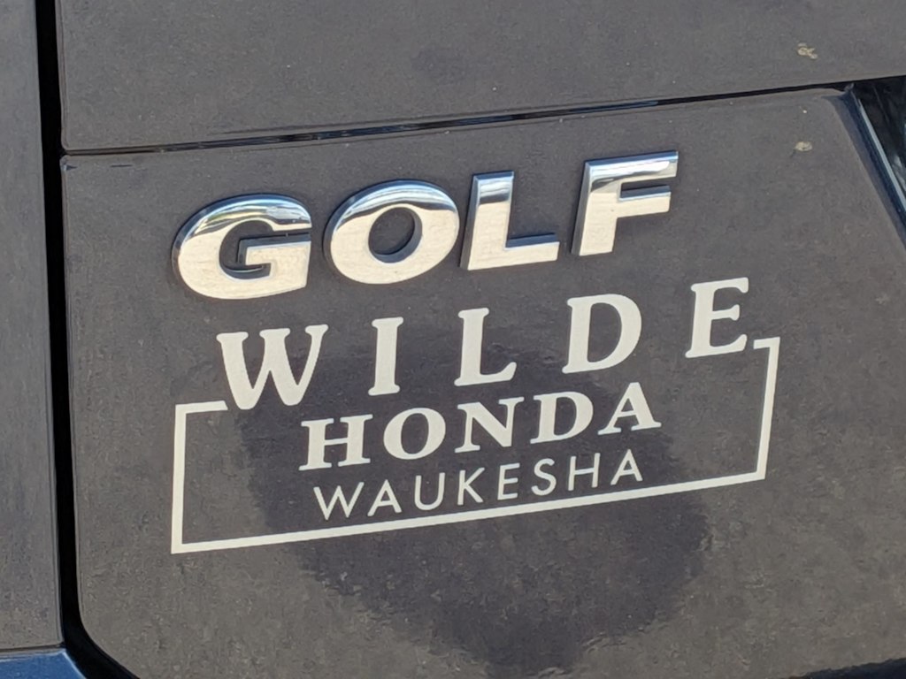Thumbnail: 2016 Volkswagen Golf - 15