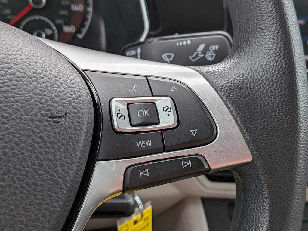 Thumbnail: 2019 Volkswagen Jetta - 28