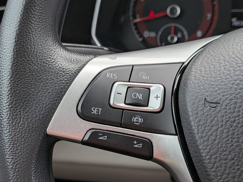 Thumbnail: 2019 Volkswagen Jetta - 27