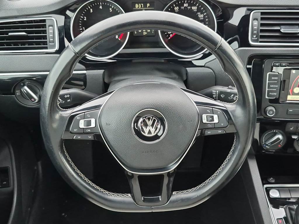 Thumbnail: 2015 Volkswagen Jetta - 13