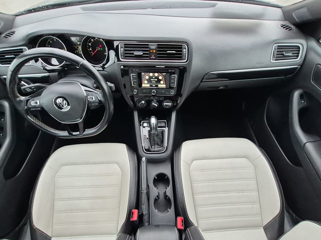Thumbnail: 2015 Volkswagen Jetta - 9