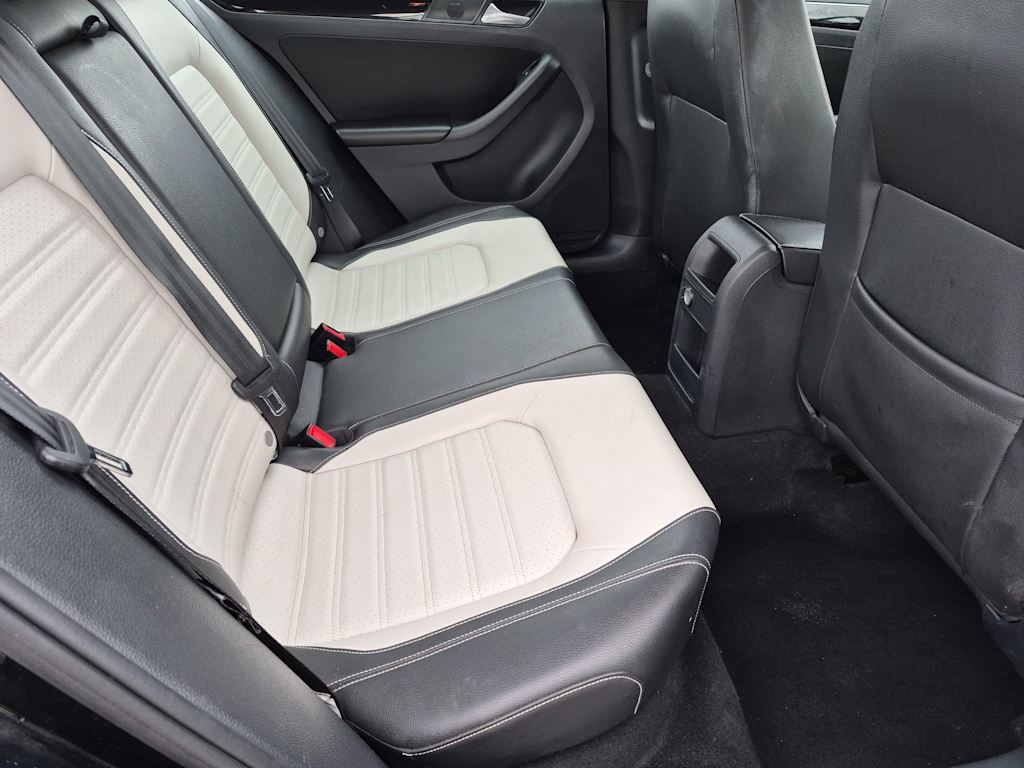 Thumbnail: 2015 Volkswagen Jetta - 27