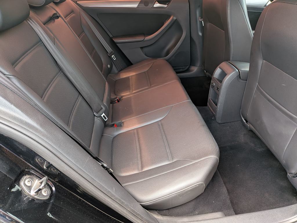 Thumbnail: 2014 Volkswagen Jetta - 11