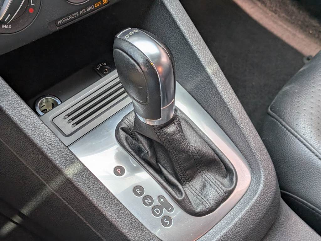 Thumbnail: 2014 Volkswagen Jetta - 16