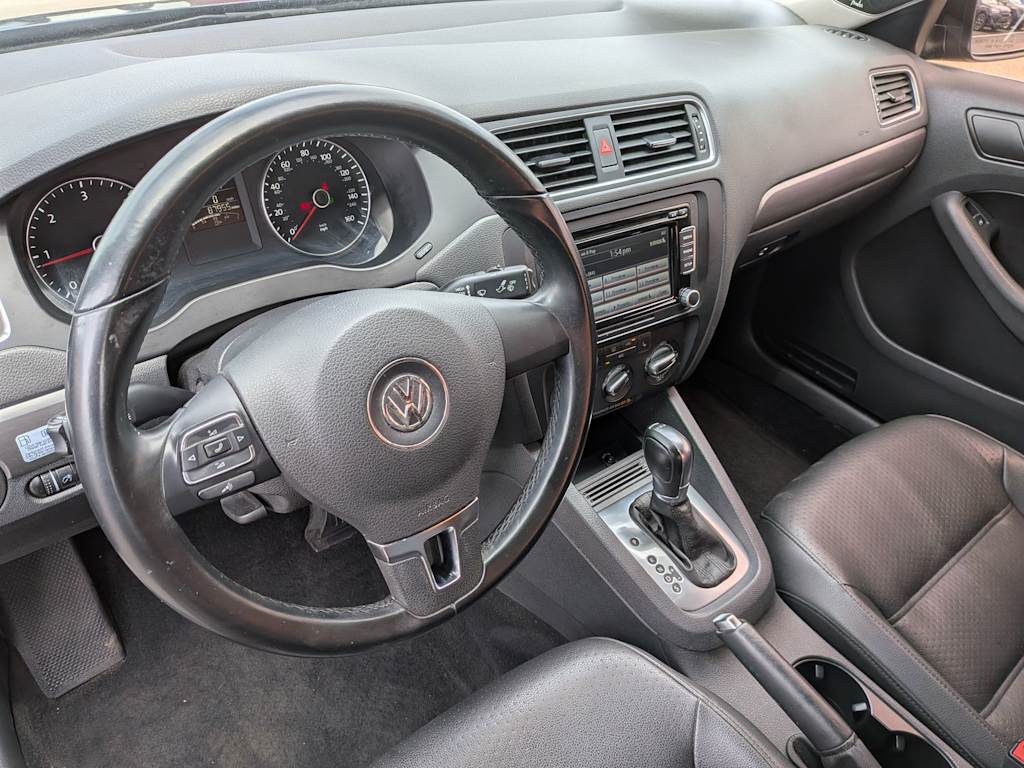 Thumbnail: 2014 Volkswagen Jetta - 9