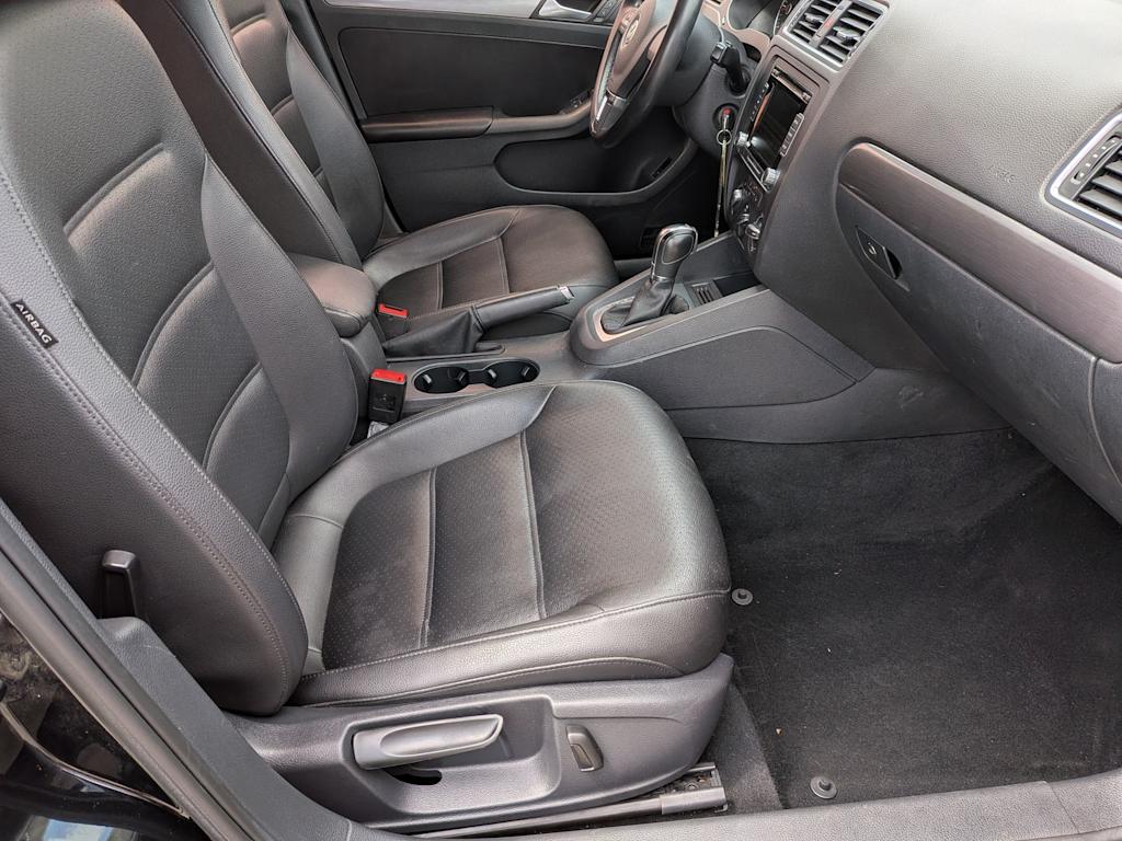 Thumbnail: 2014 Volkswagen Jetta - 29